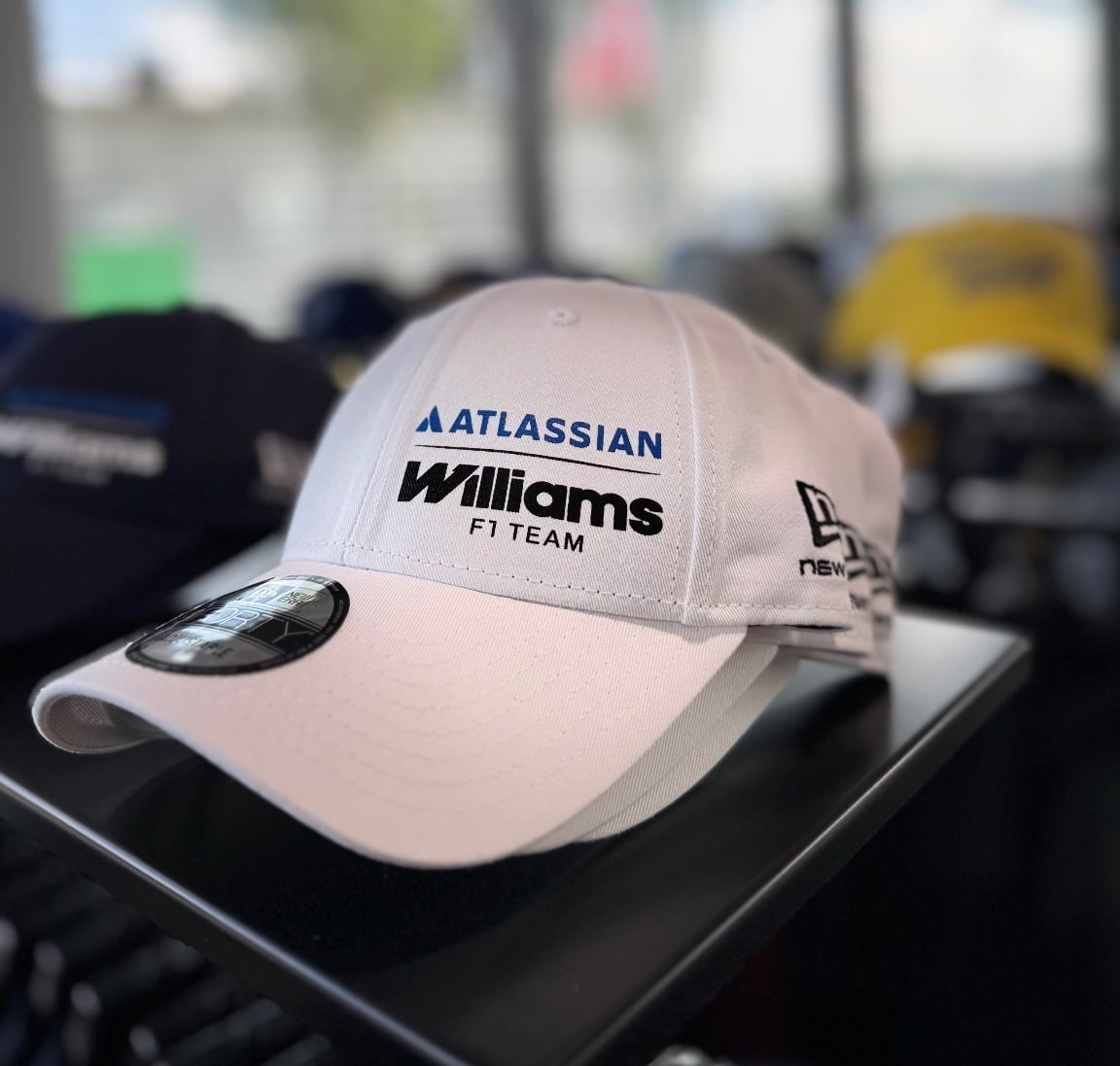 Williams Racing 2026 - czapki i akcesoria